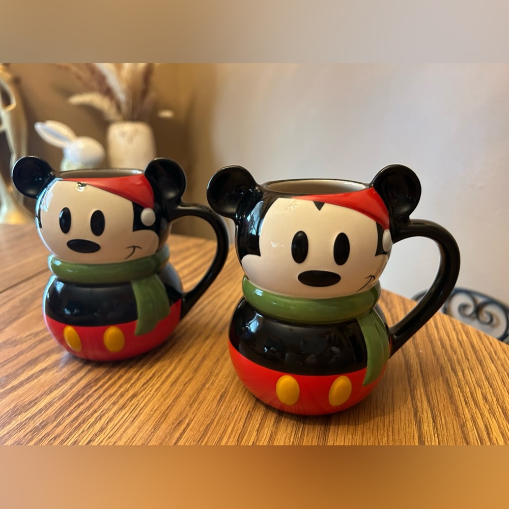 Vintage Mickey Mouse Coffee Mug Set of 2  Christmas  - Disney Store ears